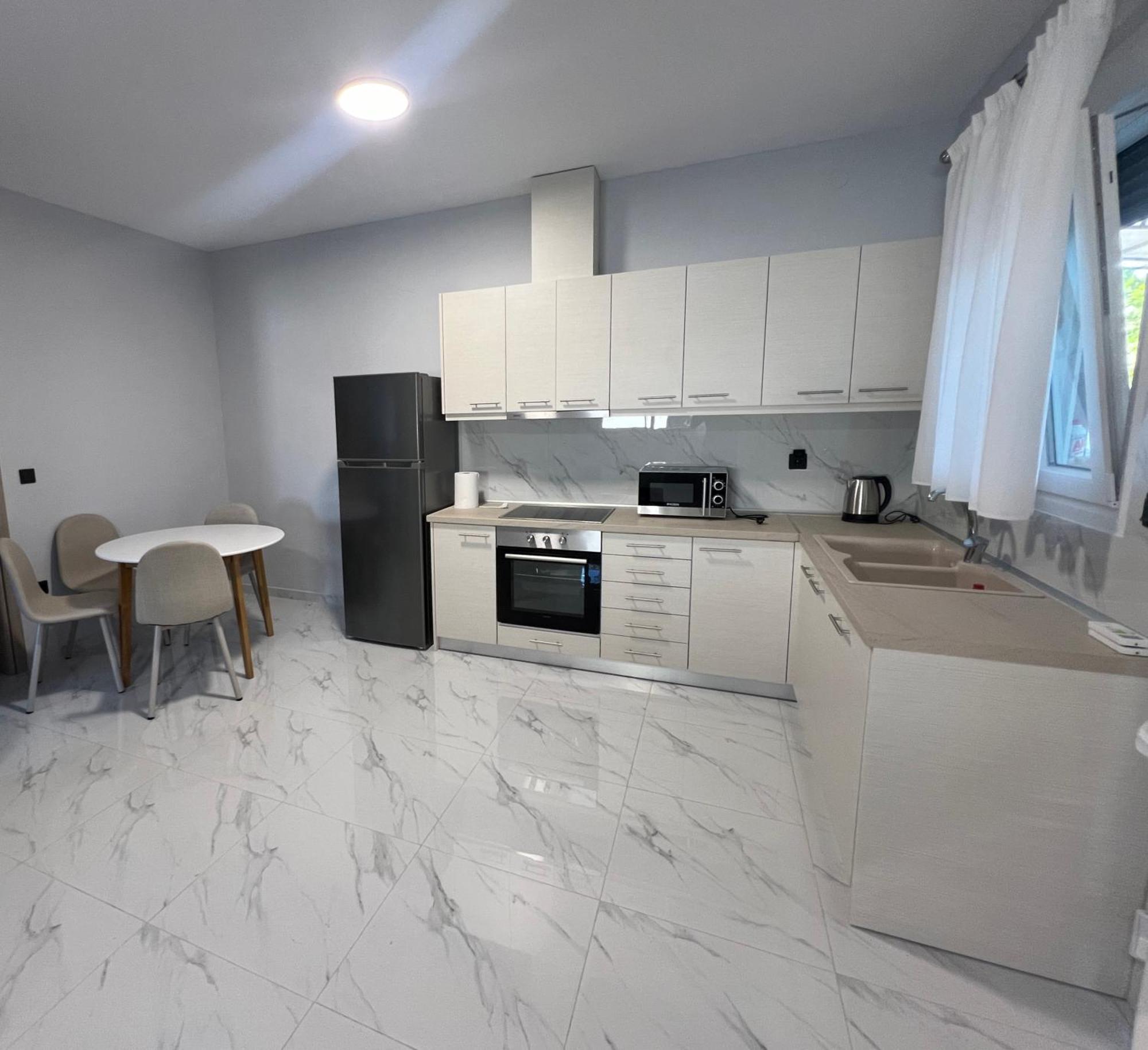 Apartments * Korinos